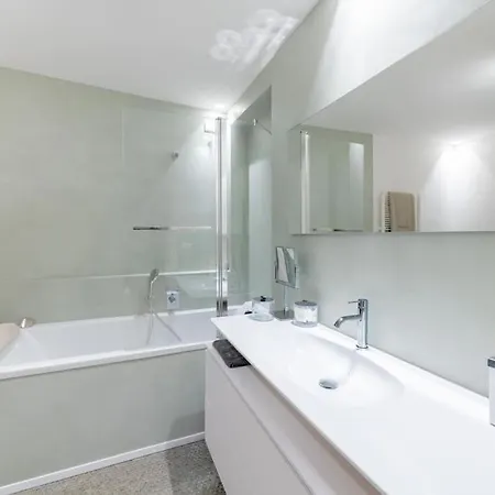 Beautiful 4 Bedrooms Flat By Champs Elysees Apartamento París
