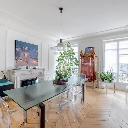 Beautiful 4 Bedrooms Flat By Champs Elysees París