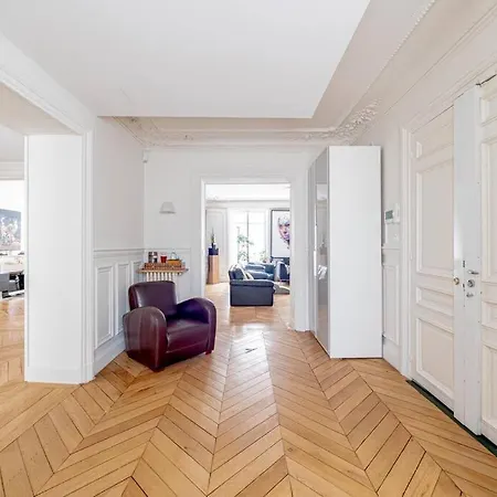 Beautiful 4 Bedrooms Flat By Champs Elysees * París